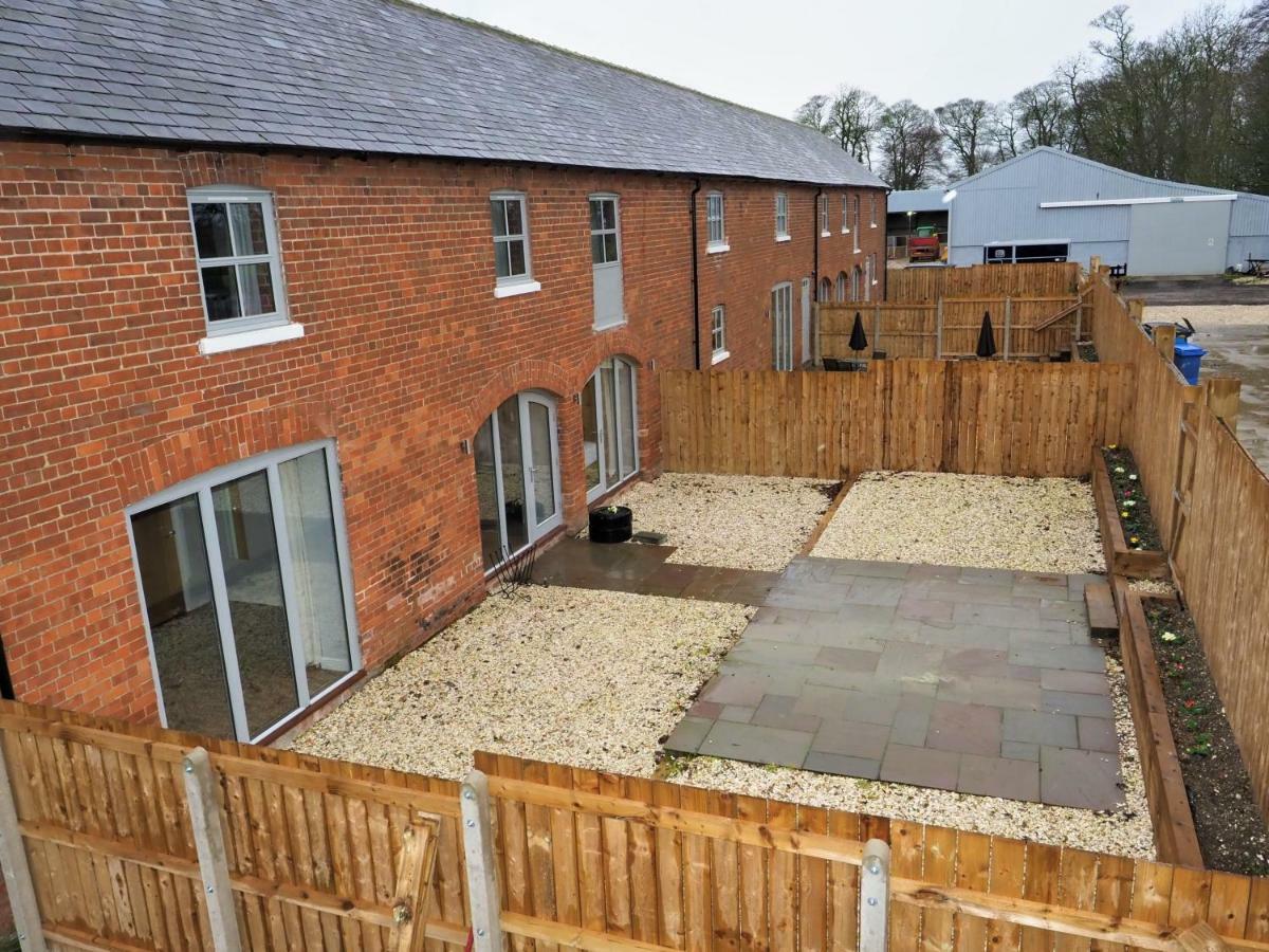 קוטינגהם Nellies Shed, Wolds Way Holiday Cottages, 3 Bed Spacious Cottage מראה חיצוני תמונה